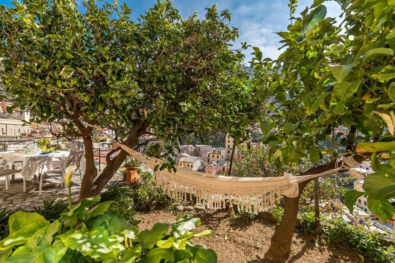 Апартаменты Villino Caterina House: Big Terrace Seaview Риомаджиоре 0*,  Италия